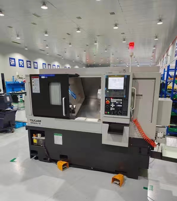 雙主軸刀塔車(chē)床客戶(hù)使用現(xiàn)場(chǎng)